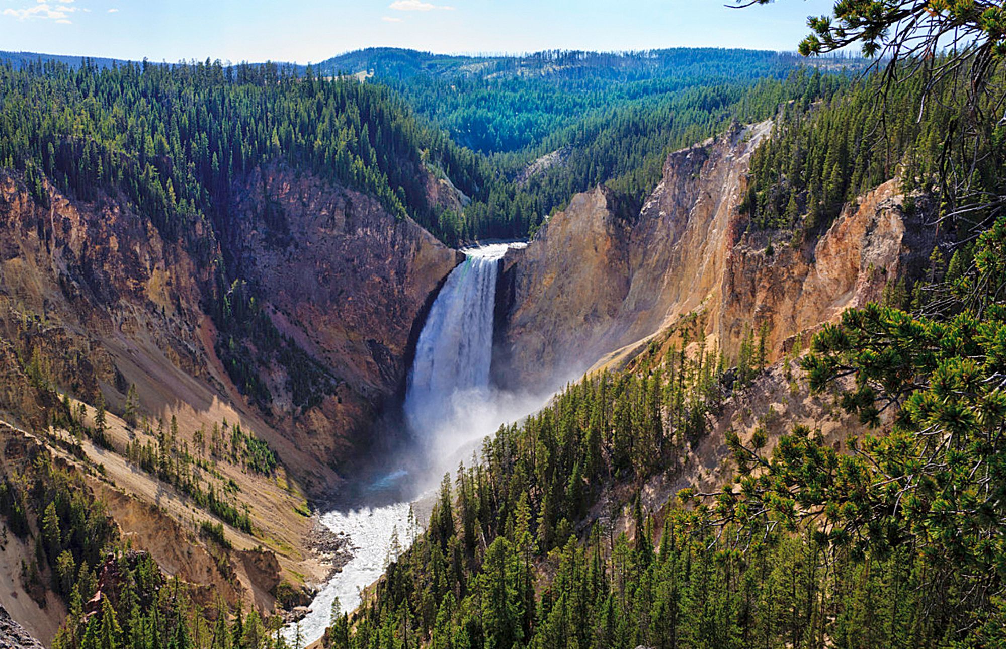 yellowstone-national-park-celebrates-its-150th-anniversary